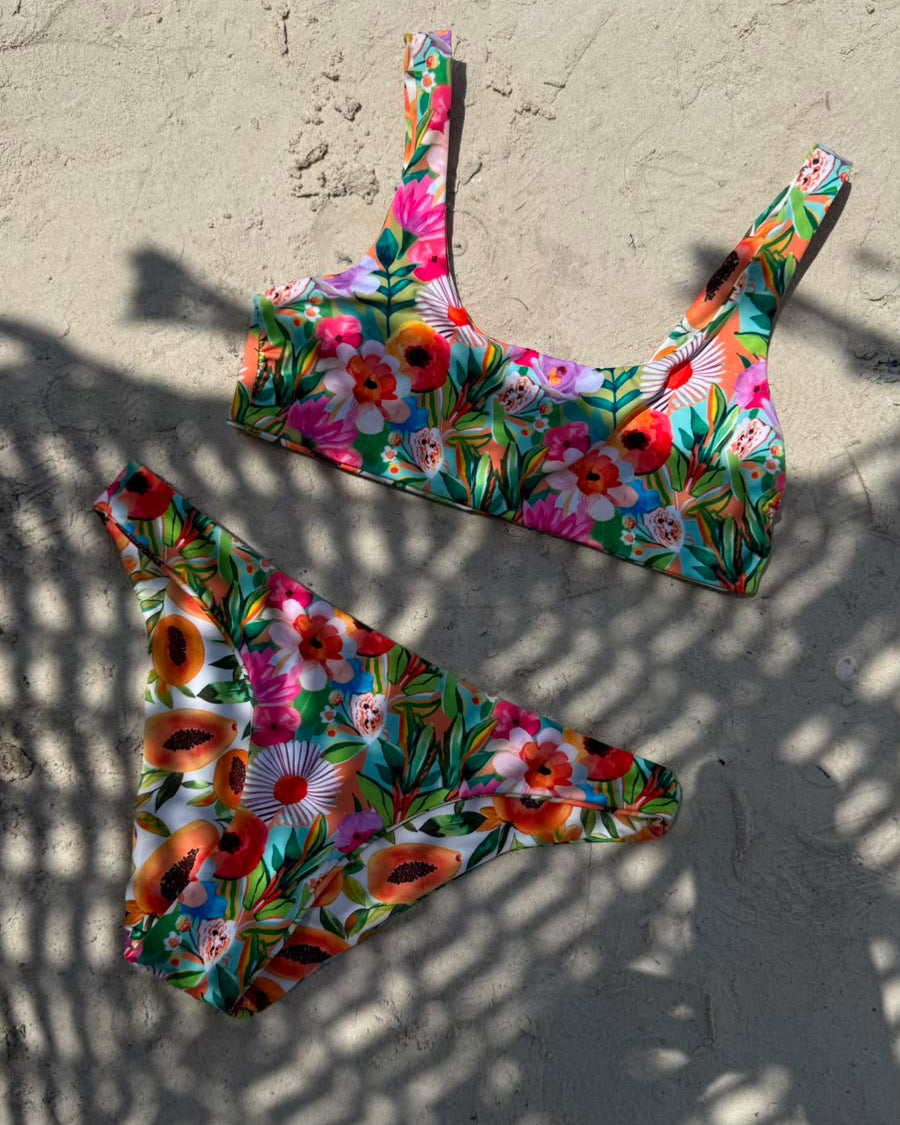 BIANCA bottom full talla S • ASTRA top talla S • Prints Solaria + Estelar