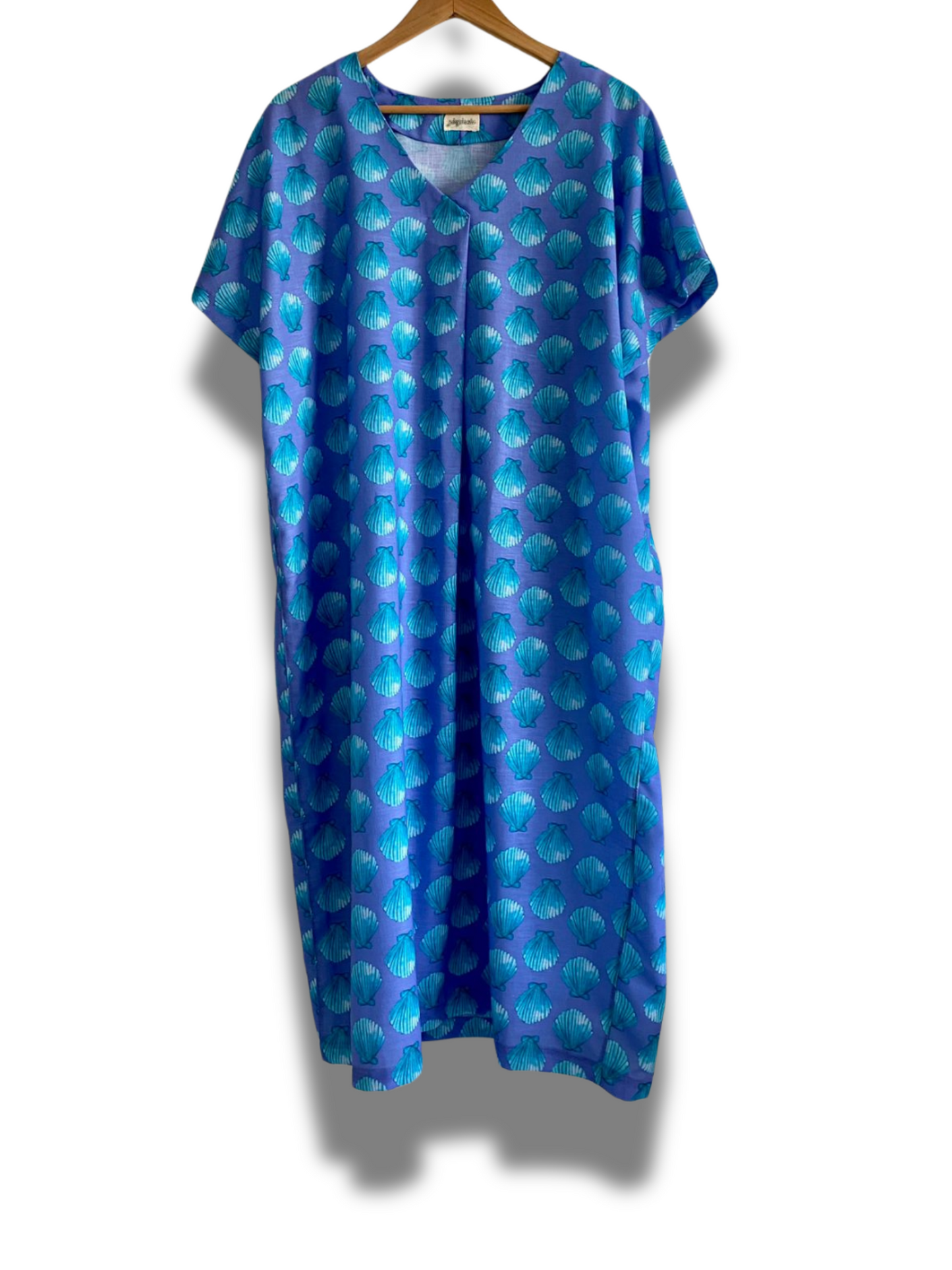 VESTIDO OVERSIZE conchas fondo azul