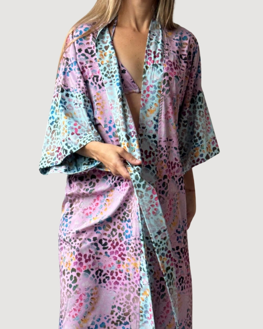 KAFTÁN UNITALLA animal print rosa