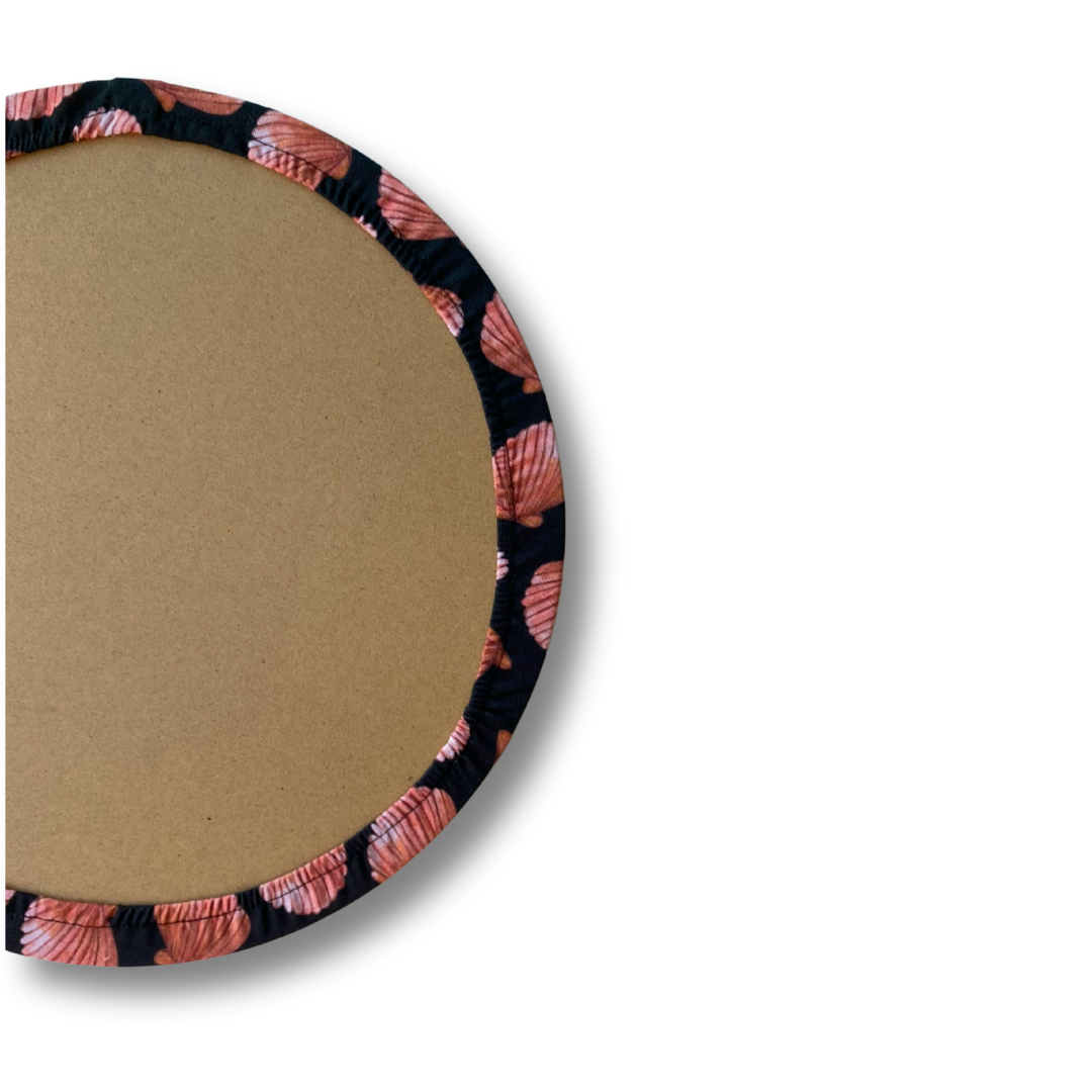 2 FUNDAS PARA PLATO BASE conchas fondo negro